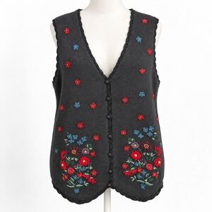 Vintage 90s Floral Embroidered Knit Sweater Vest Size 2X Black Scalloped Cottage